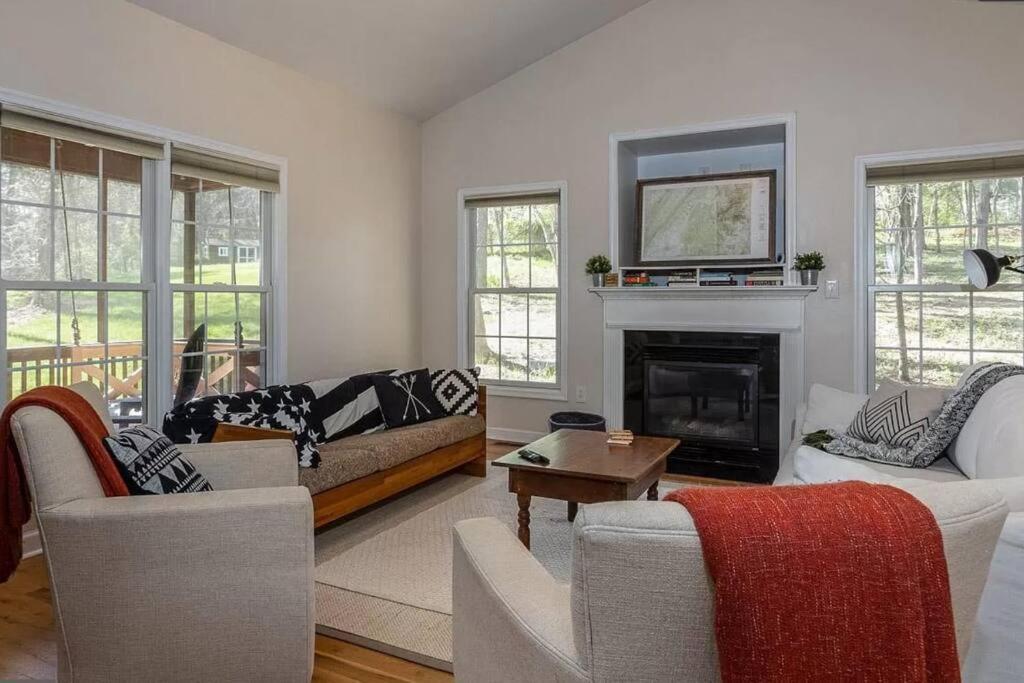 Cozy Cabin W/ Indoor Fireplace & Tranquil Views Luray Dış mekan fotoğraf